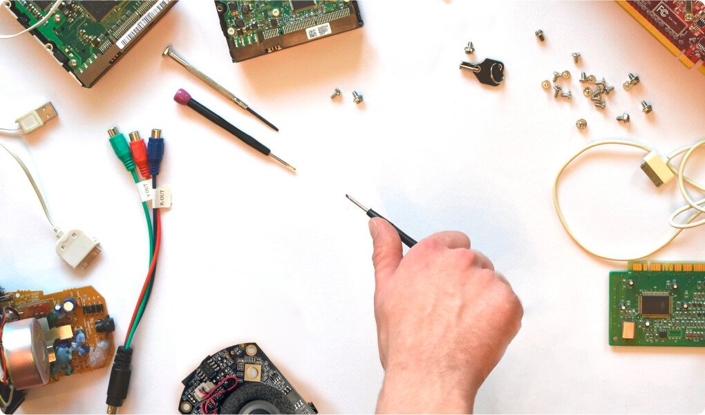 Ремонт PTZ-камер для видеоконференций Ремонт PTZ-камер для видеоконференций